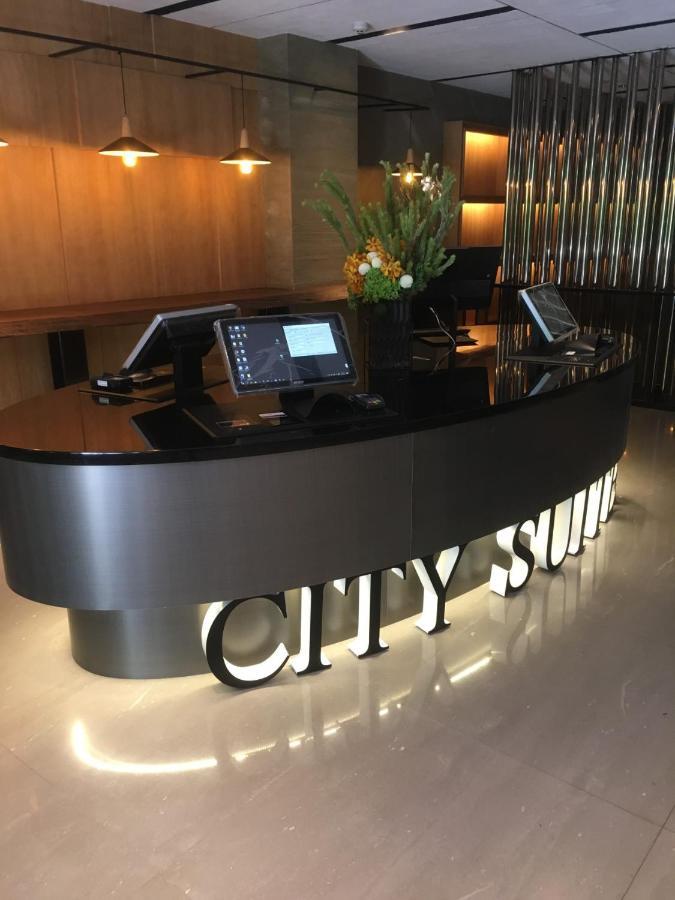City Suites - Beimen Taipei Bagian luar foto